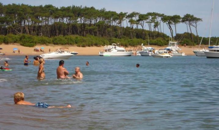 Playa de la Isla Gorriti