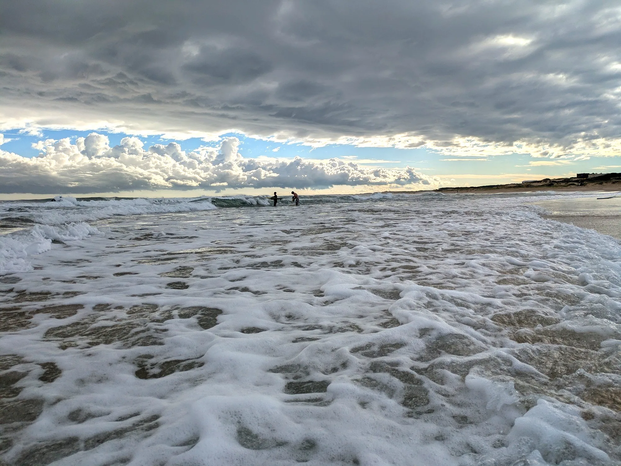 Playa La Serena: mar intenso y puestas de sol